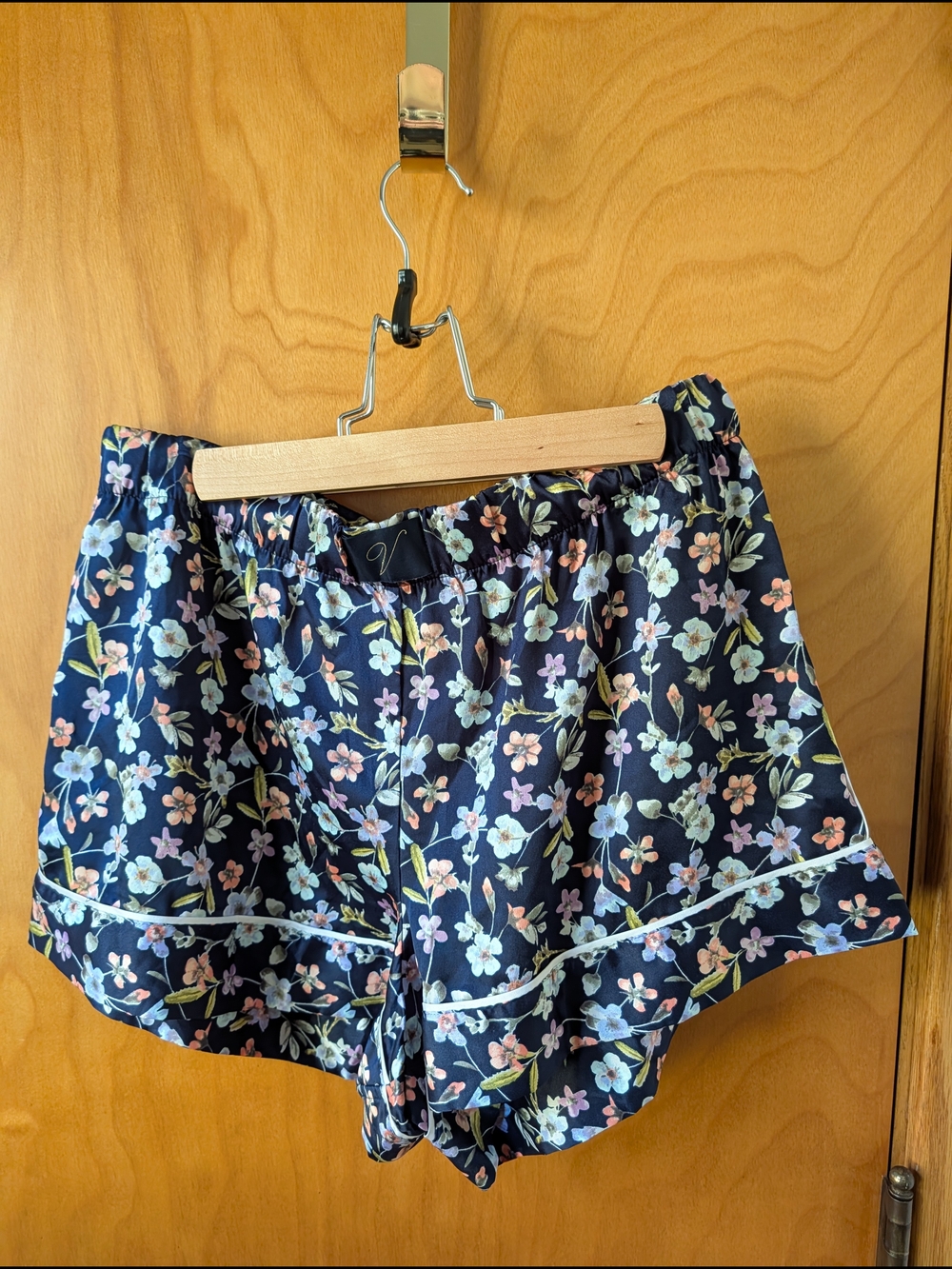 Victoria's Secret Navy Floral Satin Cami & Shorts Set - Picture 2 of 6